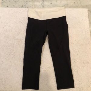 Capri lululemon leggings